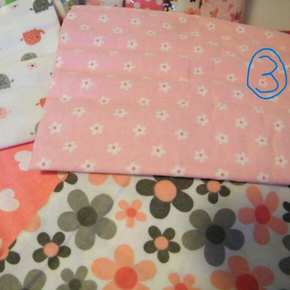 Couvertures emmaillotement ou intimité d'allaitement, ens. de 4, Fille ou Garçon - Picture 4 of 11